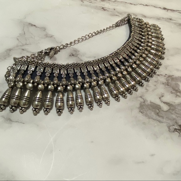 🛍 3/$45 Aldo Statement Piece Necklace - Picture 2 of 6